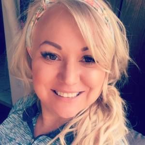 Meet your Posher, Leslie